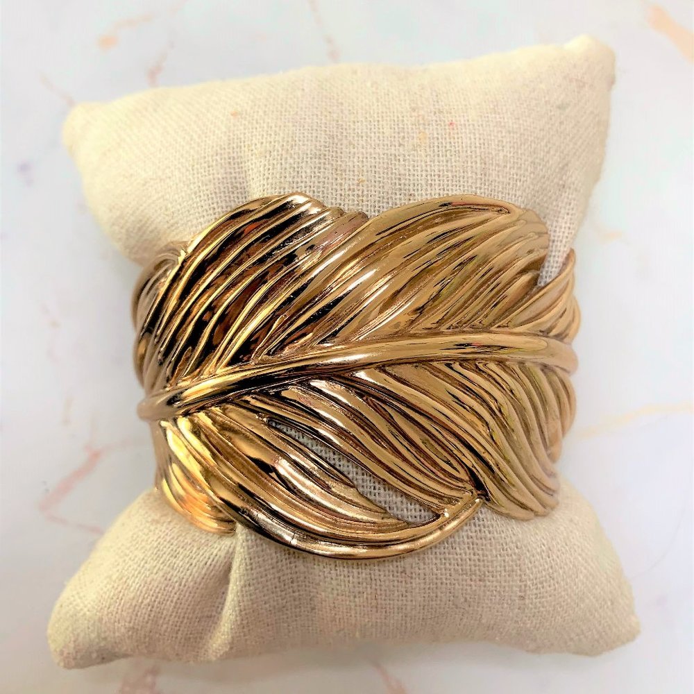 Stella & Dot Secret Garden Cuff